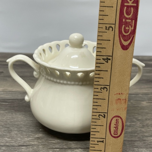 L. Godinger & Co Ivory‎ Sugar Bowl with Lid – Pierced Rim Vintage Elegant Decor - Picture 10 of 10